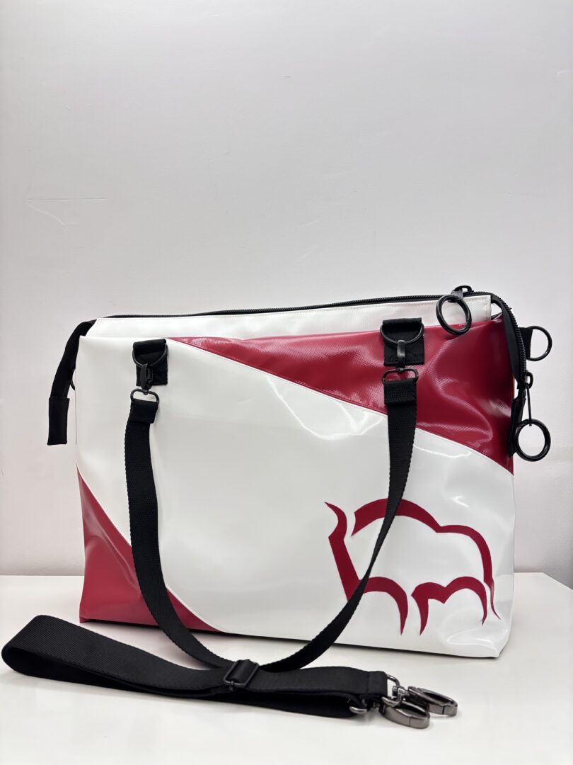 UPCYKILINGOWA TORBA Z BANERÓW REKLAMOWYCH